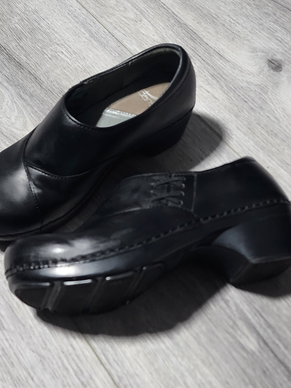 Dansko Stacie Black Leather Work Clogs Womens 37 US 6.5